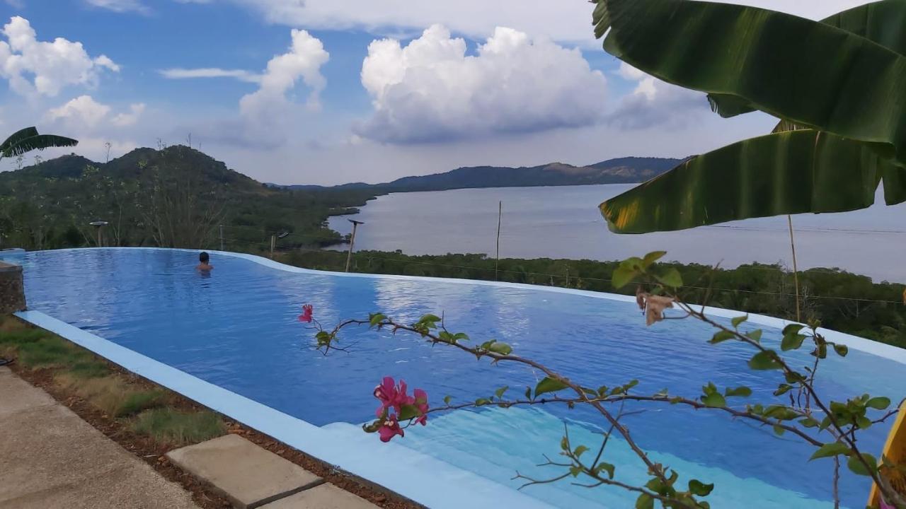 Miley Lodging Restobar New Busuanga Екстериор снимка