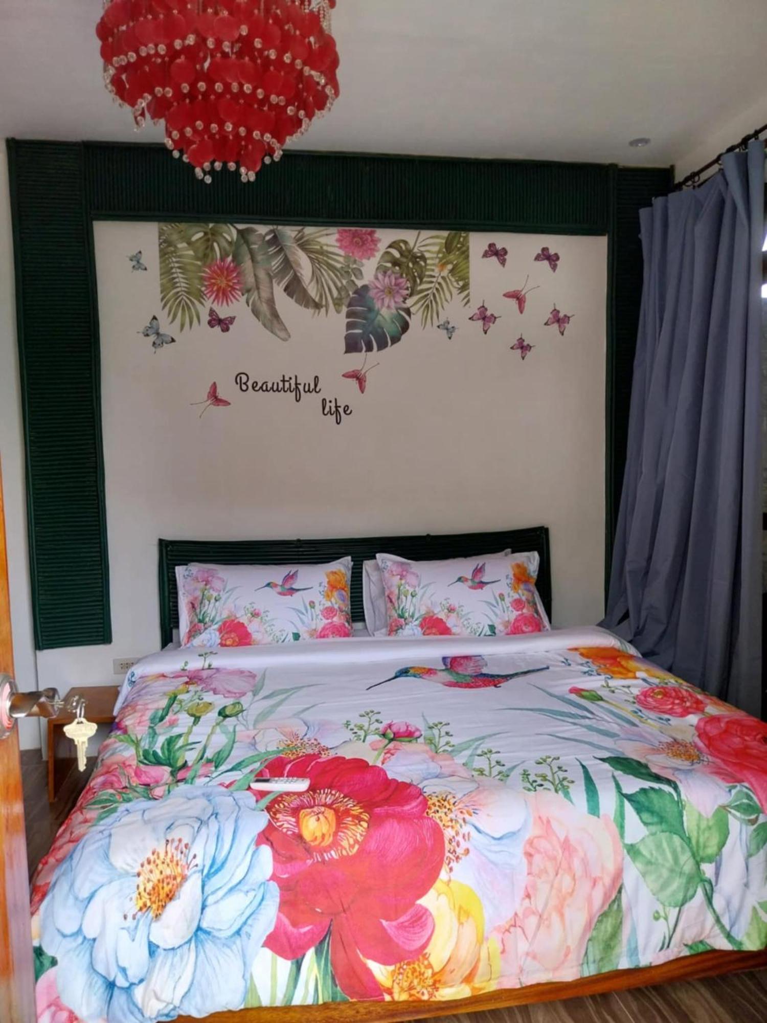 Miley Lodging Restobar New Busuanga Екстериор снимка