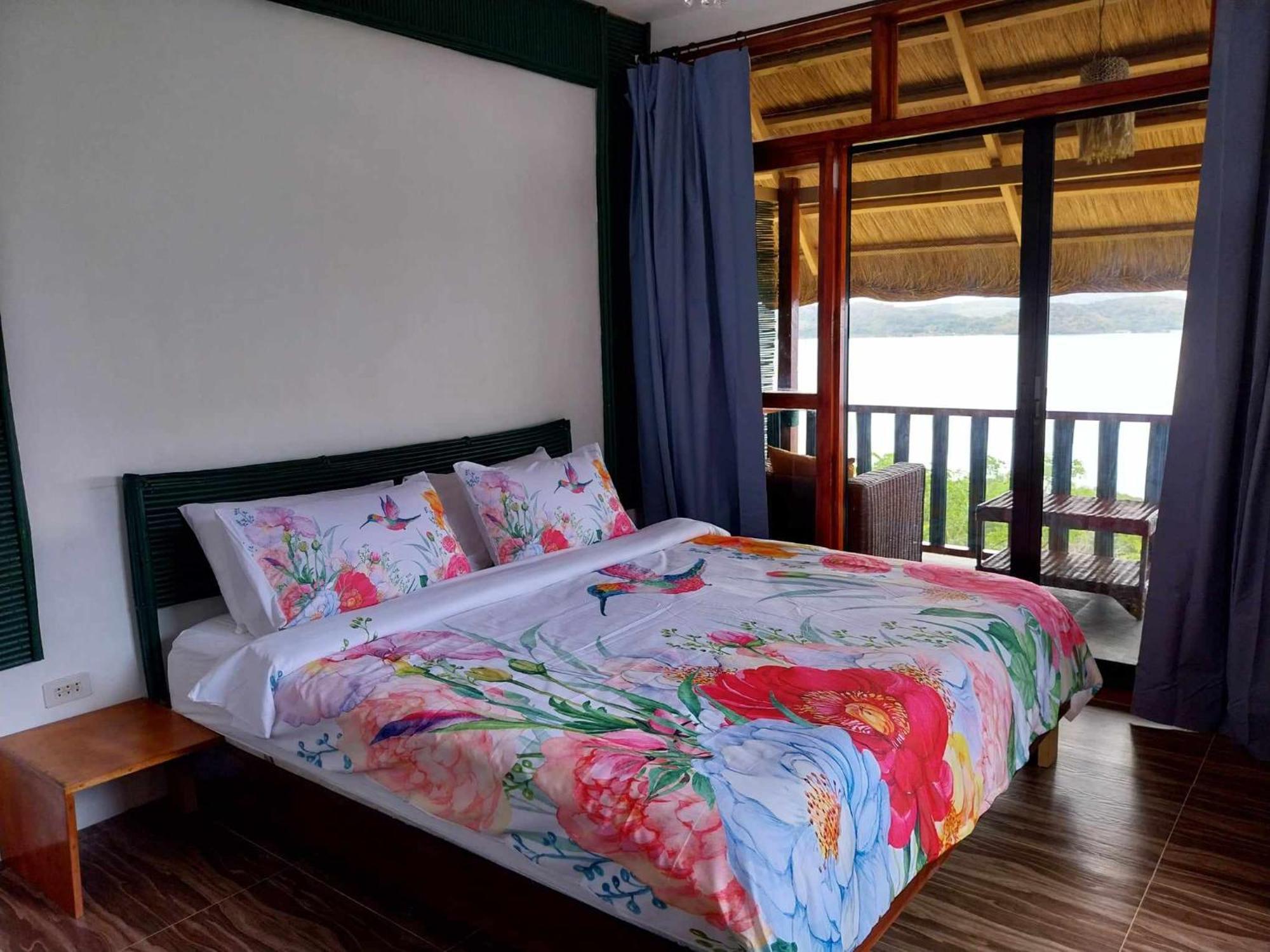 Miley Lodging Restobar New Busuanga Екстериор снимка
